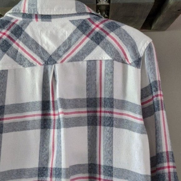 Rails Hunter plaid long sleeve button up flannel shirt size XS - Picture 4 of 8